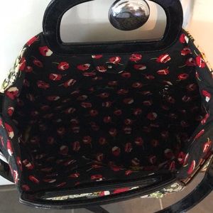 Vera Bradley Bags - 1 HR SALE Vera Bradley Convertible Satchel Vera Bradley Bags - 1 HR SALE Vera Bradley Convertible Satchel